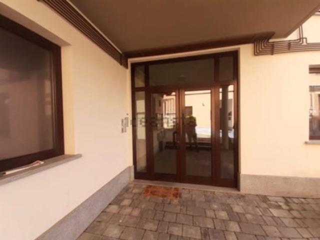 Locale Commerciale in vendita a Piemonte, Asti