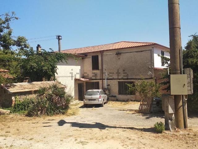 Locale Commerciale in vendita a Casetta Migliorini, Campagnatico