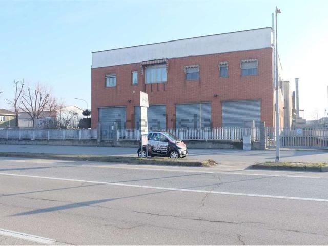 Locale Commerciale in vendita a Piemonte, Torino