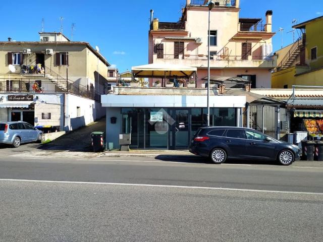 Locale Commerciale in vendita a Castelluccia, Roma Capitale