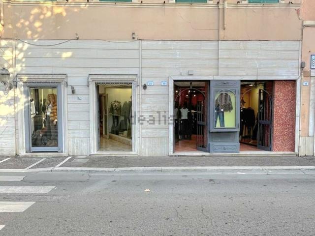 Locale Commerciale in vendita a Borgo Medievale, Roma Capitale