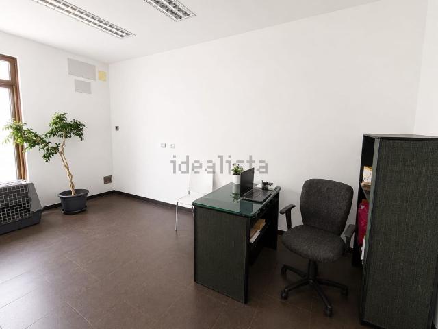 Locale Commerciale in vendita a Ressora, Arcola