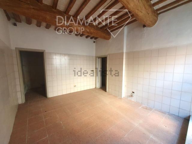 Locale Commerciale in vendita a Tavernelle, Panicale