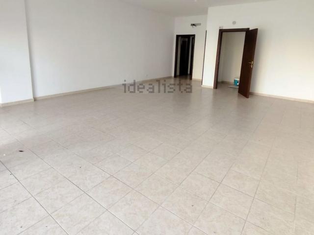Locale Commerciale in vendita a Borgo Piave, Latina