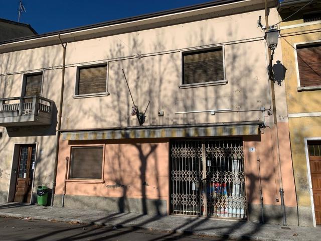 Locale Commerciale in vendita a Nuovo Circondario Imolese, Mordano