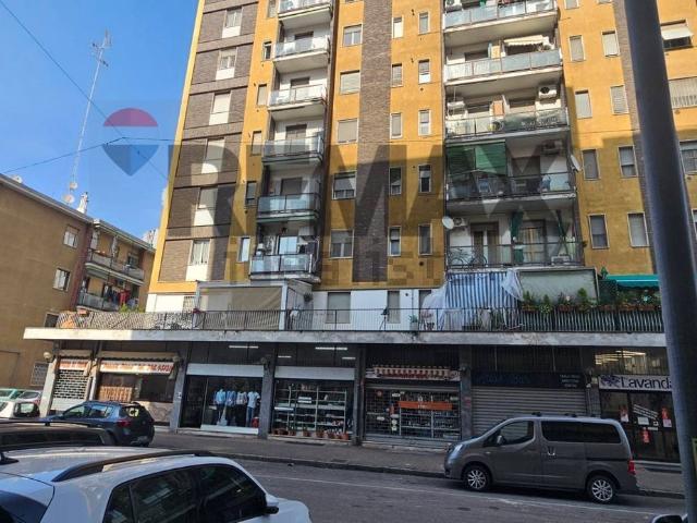 Locale Commerciale in vendita a Borgolombardo, San Giuliano Milanese
