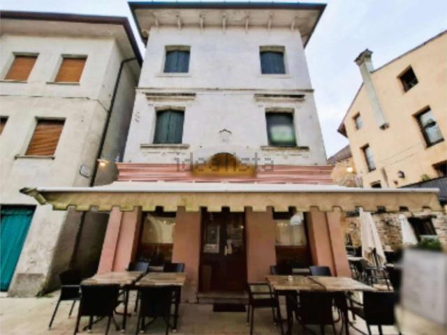Locale Commerciale in vendita a Borgo Marano, Friuli-Venezia Giulia