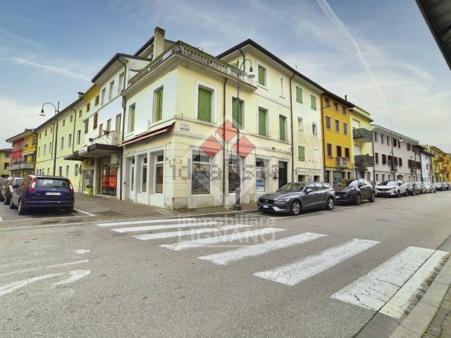 Locale Commerciale in vendita a Latisanotta, Latisana