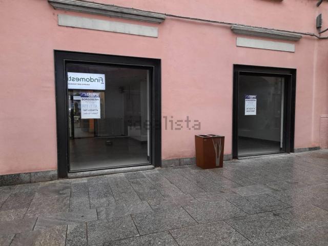 Locale Commerciale in vendita a Cellio con Breia, Piemonte