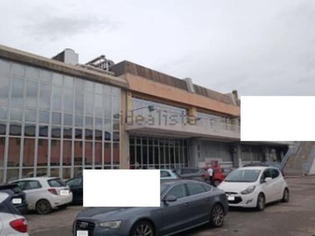 Locale Commerciale in vendita a Fonsarda, Cagliari