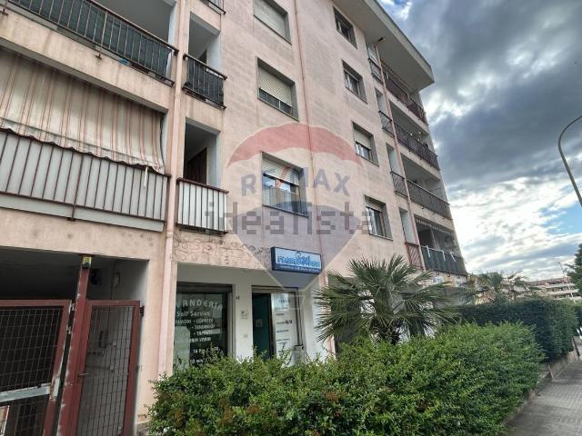 Locale Commerciale in vendita a Sant'Orsola, Cala Di Volpe