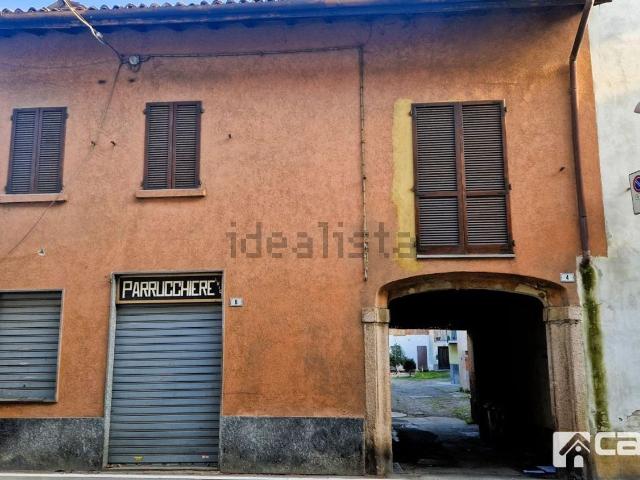 Locale Commerciale in vendita a Vaprio D'adda, Lombardia