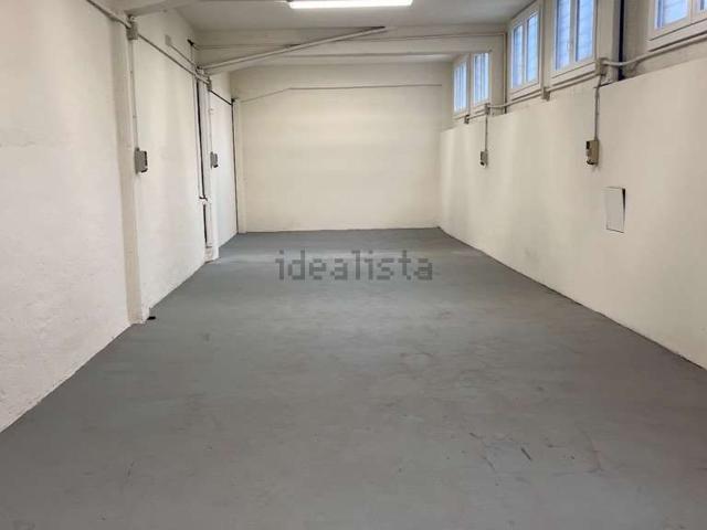 Locale Commerciale in vendita a Unione dei comuni del Distretto Ceramico, Sassuolo