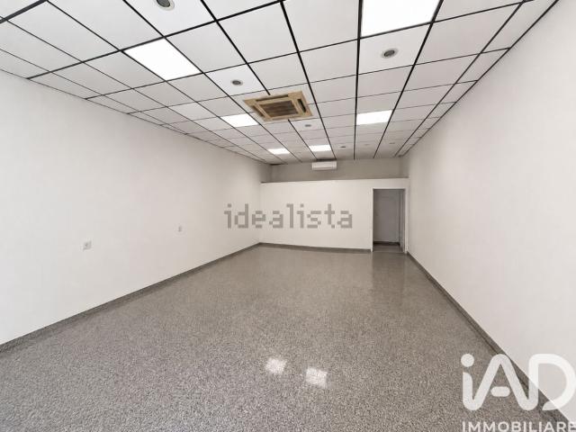 Locale Commerciale in vendita a IV Circoscrizione, Palermo