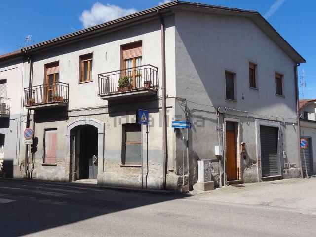 Locale Commerciale in vendita a Ginestra, San Giorgio Del Sannio