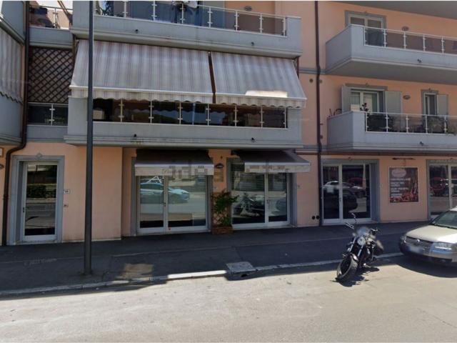 Locale Commerciale in vendita a Barbanella, Grosseto
