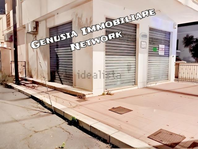 Locale Commerciale in vendita a Puglia, Taranto