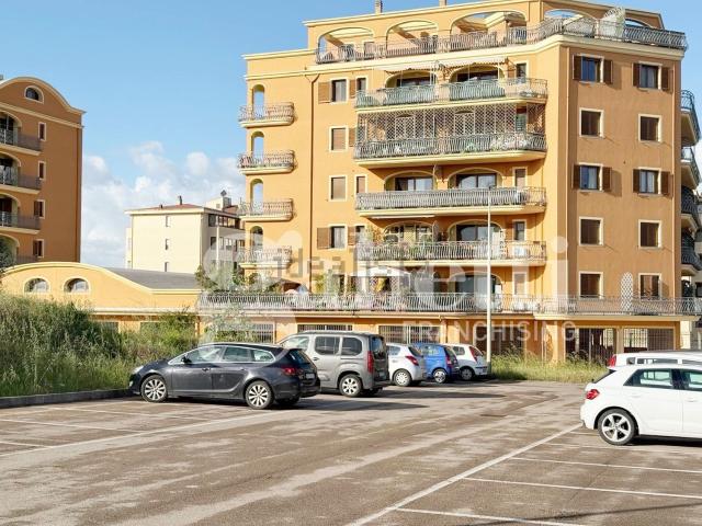 Locale Commerciale in vendita a Sant'Orsola Nord, Cala Di Volpe