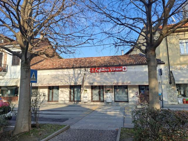 Locale Commerciale in vendita a Santo Stefano Belbo, Cuneo
