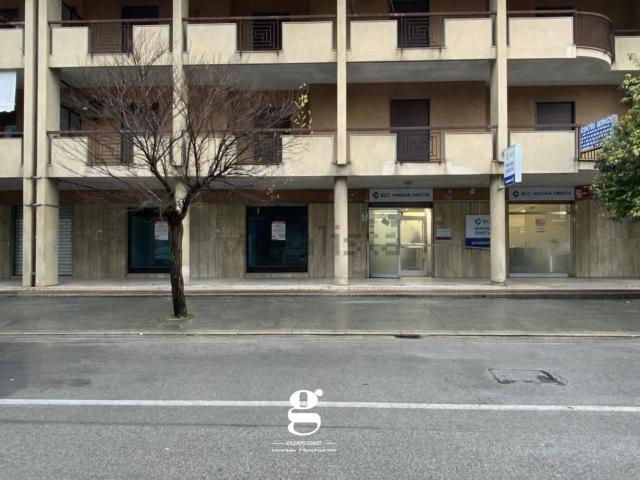 Locale Commerciale in vendita a Castelnuovo Cilento, Campania