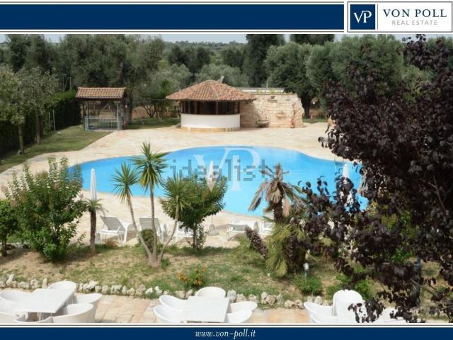 Locale Commerciale in vendita a Puglia, Brindisi