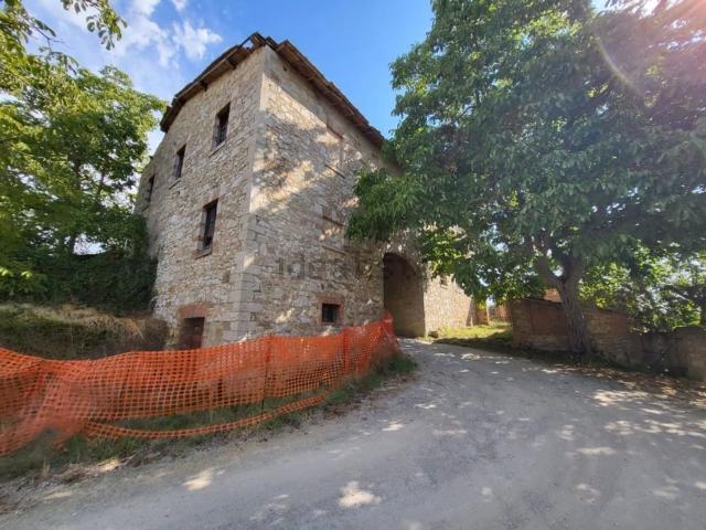Locale Commerciale in vendita a Valiano, Castelnuovo Berardenga