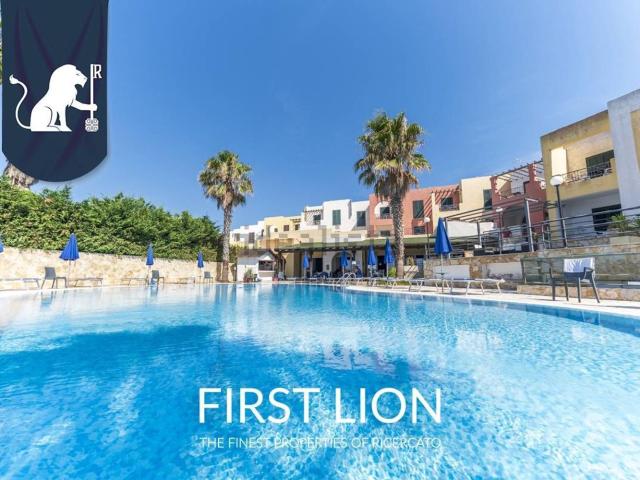 Locale Commerciale in vendita a Puglia, Lecce