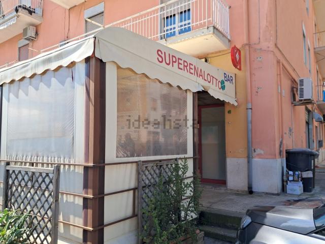 Locale Commerciale in vendita a Villaggio Mantelli, Priolo Gargallo