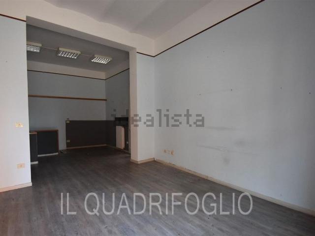 Locale Commerciale in vendita a Unione dei comuni Valle del Savio, Cesenà
