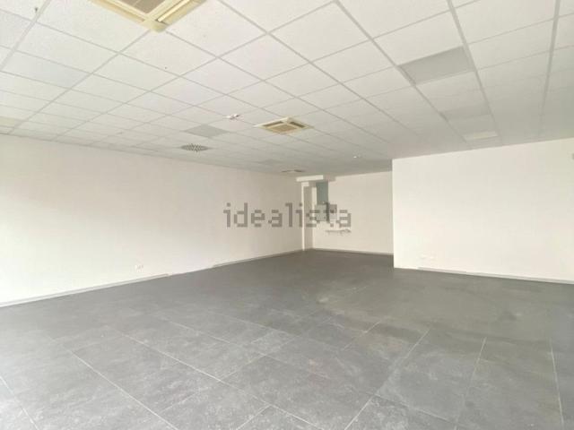 Locale Commerciale in vendita a Comunità montana della Valle Sabbia, Gavardo