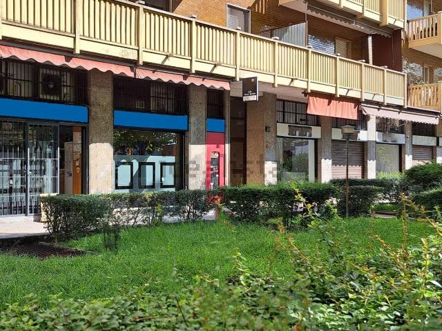 Locale Commerciale in vendita a Zona Omogenea Milano Nord, Sesto San Giovanni