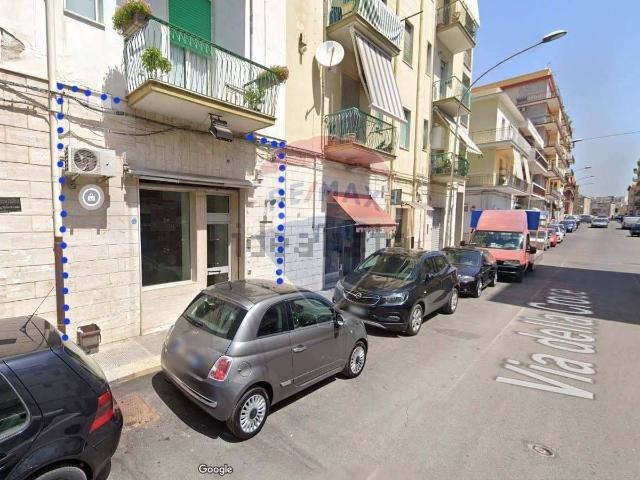 Locale Commerciale in vendita a Siponto, Puglia