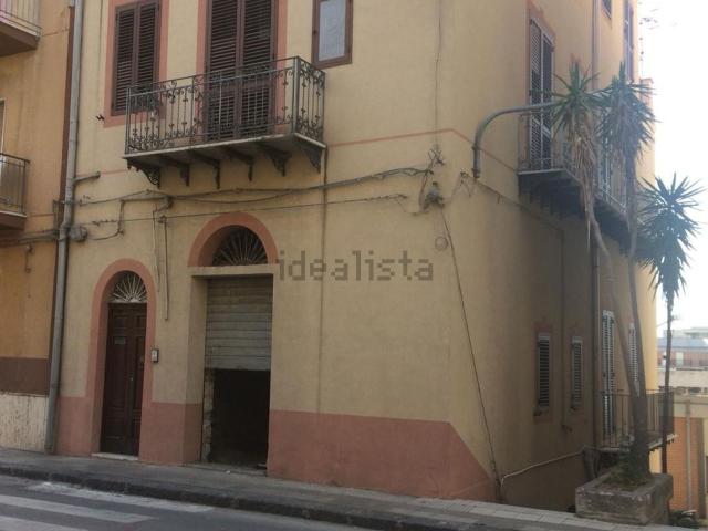 Locale Commerciale in vendita a Minà, Sant'agata Di Militello
