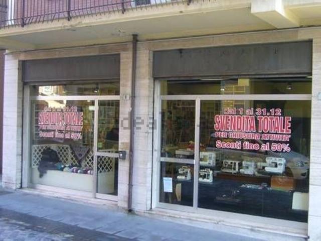 Locale Commerciale in vendita a Morciano Di Romagna, Reggio Emilia