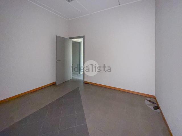 Locale Commerciale in vendita a Martinengo, Lombardia