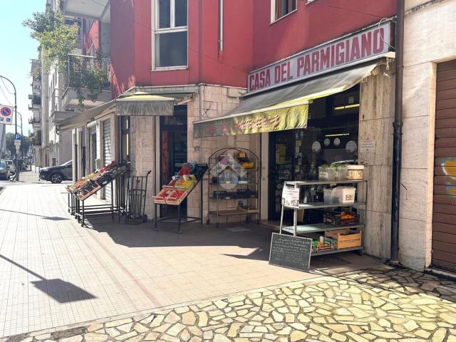 Locale Commerciale in vendita a Venezia