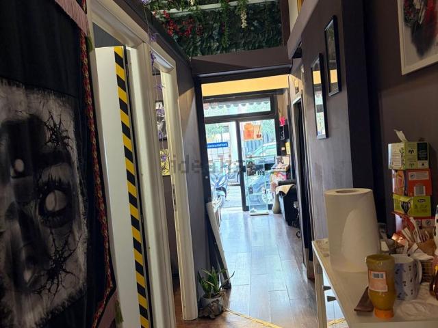 Locale Commerciale in vendita a Borgo Medievale, Roma Capitale
