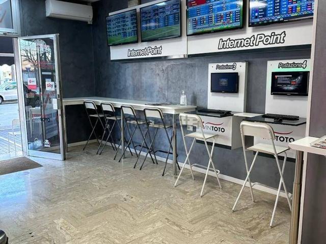 Locale Commerciale in vendita a San Donato, Pescara