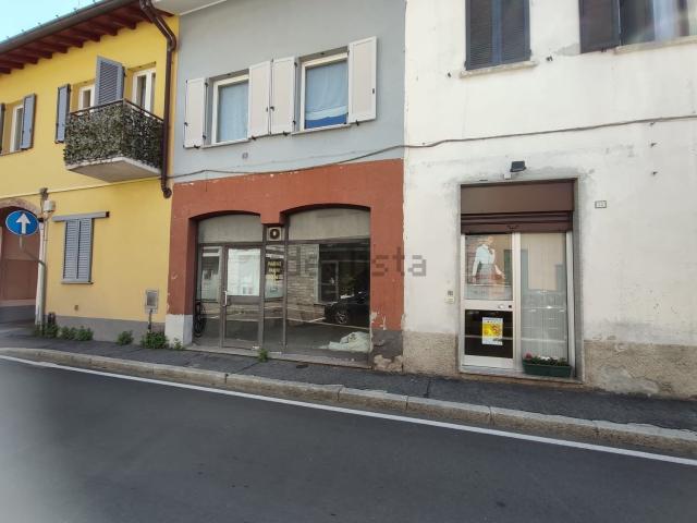 Locale Commerciale in vendita a San Rocco, Seregno
