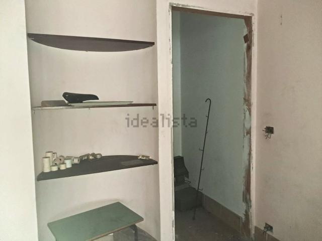 Locale Commerciale in vendita a Starza della Regina, Somma Vesuviana