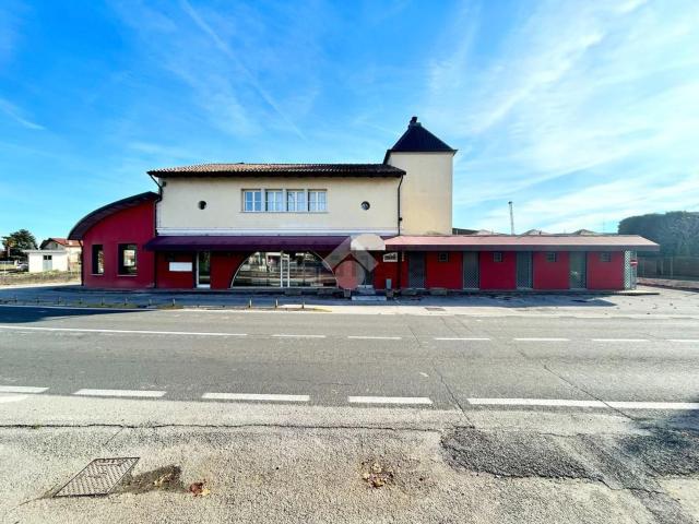 Locale Commerciale in vendita a Praturlone, Fiume Veneto