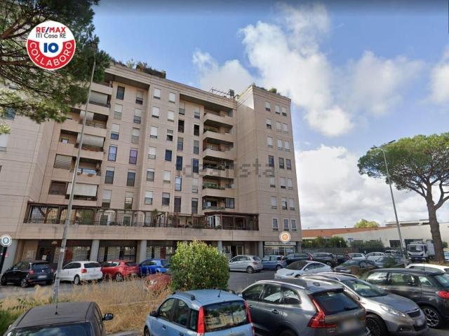 Locale Commerciale in vendita a Municipio Roma IX, Roma Capitale