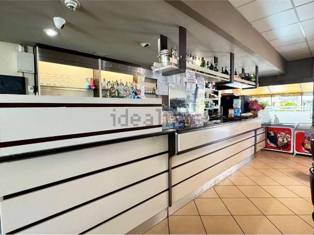 Locale Commerciale in vendita a Comunità montana della valle Camonica, Piancogno