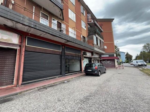 Locale Commerciale in vendita a Villaggio del Sole, Vicenza
