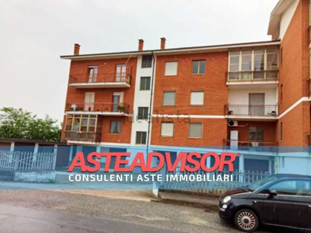 Locale Commerciale in vendita a Piemonte, Cuneo