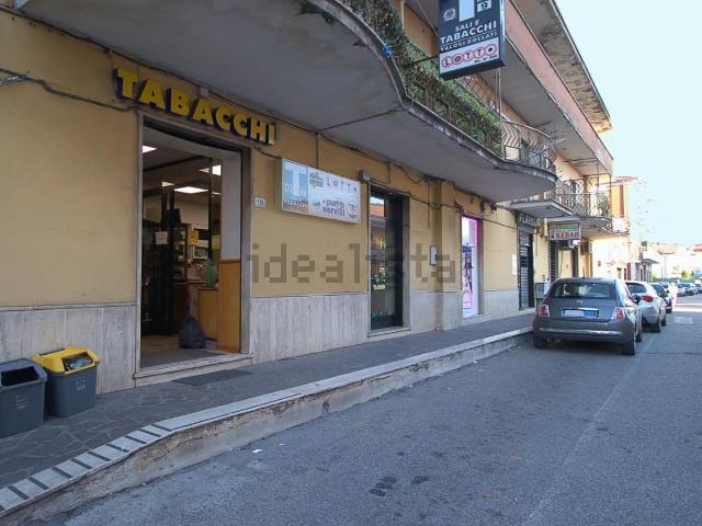 Locale Commerciale in vendita a De Matthaeis, Frosinone