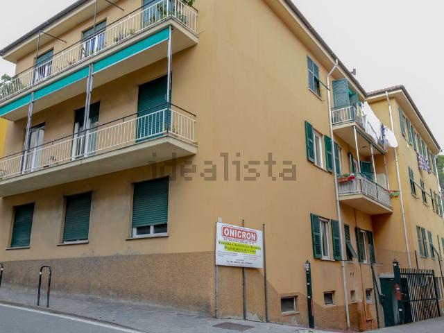 Locale Commerciale in vendita a Ri Alto, Chiavari