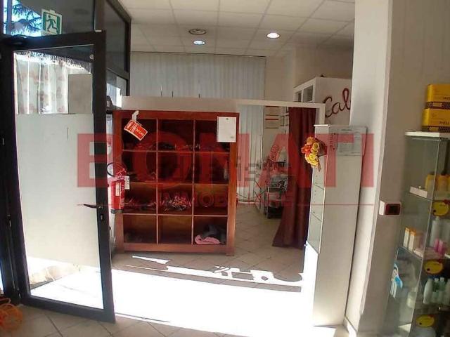 Locale Commerciale in vendita a Ressora, Arcola
