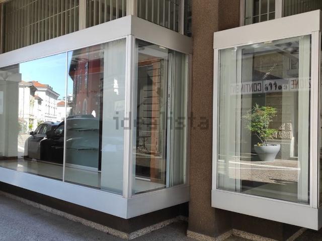 Locale Commerciale in vendita a Centro, Gallarate