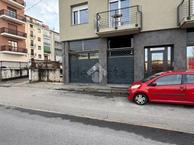 Locale Commerciale in vendita a Piemonte, Cuneo